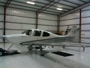 sr-22-sAFE-HANGAR Safely in the hangar... OR IS IT? (Photo:Flightaware.com)